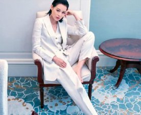 胡杏儿曝光写真 已经是两个孩子辣妈