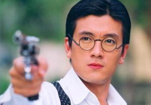 杨子个人资料简介 杨子是干什么家庭背景