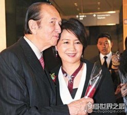 赌王四太梁安琪咋怀孕的？自然怀孕(78岁何鸿燊宝刀未老)
