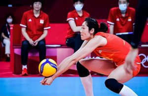 曝朱婷确定缺席世锦赛，豪门 100 万欧元挖她，纳达尔医生助其
