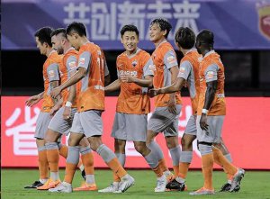 深圳球迷会联合发布声明：对足协“双标判罚”提出严正抗议