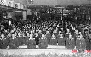 开国上将军衔的工资是多少？