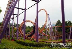 世界上最大的过山车，十环过山车(中国有两处在广州和重庆)