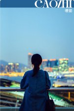 她好美，可惜要被骂到消失了