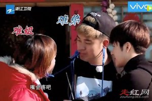 ​贾玲母亲的故事 母亲已经是去世了