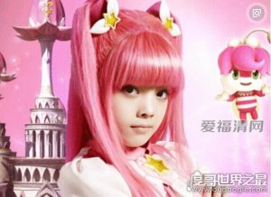中英混血美少女刘黛希，饰演《巴啦啦小魔仙》凌美雪一角出名