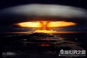 ​世界上威力最大的核弹，沙皇炸弹的爆炸堪比1亿吨的TNT炸药