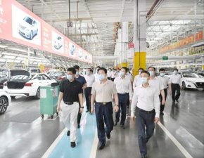 ​市委书记带队考察后，公开发问：为什么人家搞城建不缺钱，我们就各种困难？