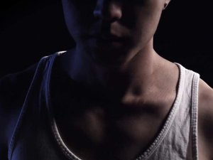 ​眼鼻嘴音译歌词，BIGBANG太阳的眼鼻嘴歌曲介绍