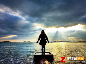 ​一直都憋在我心里的话是什么歌，别想他歌曲介绍