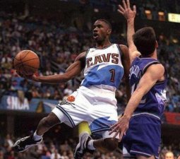 ​十大nba最矮的球员排行，蒂龙马格西博格斯以1.6米居首位