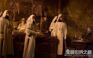 ​中世纪鸟嘴医生介绍，鸟嘴医生恐怖故事揭秘(离死神最近的人)