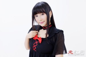 ​洛天依是中国的还是日本的 是真人还是机器人歌姬