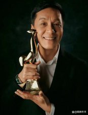 ​冯远征升任人艺院长，网友却翻出以往不雅言论