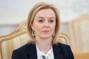 ​英国经济噩耗连连：8 月零售数据远逊预期 英镑暴跌至 1985 年以来新低
