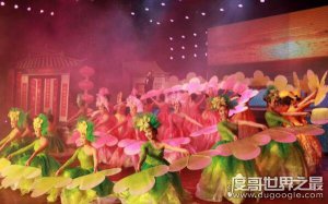 ​2012年春晚为什么奇怪，环节状况百出(十分反常)