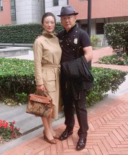 ​周立波的老婆（现任富豪老婆背景不简单）