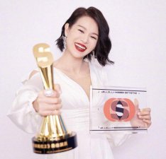 ​胡杏儿和黄宗泽（与胡杏儿分手成最大遗憾）