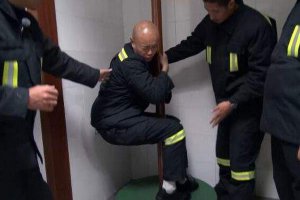​乐嘉蛋碎事件 为什么被踢出娱乐圈的原因