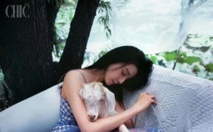​范冰冰的素颜照（范冰冰纯素颜登时尚杂志）