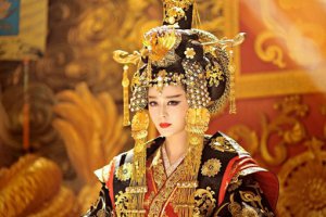 ​武则天登基做皇帝多少年，武则天传位给谁了？