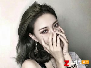​下雨了我也会想你是什么歌，泪花开在爱情里歌曲介绍