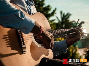 ​不管是在今天在明天在后天什么歌，吉他初恋歌曲介绍