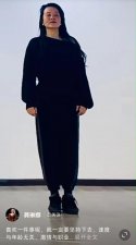 ​龚琳娜晒热舞视频，披头散发顾不上整理，舞姿帅气获好评