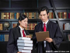 ​难就业的十大垃圾专业，法学专业人才过剩/工商管理万金油