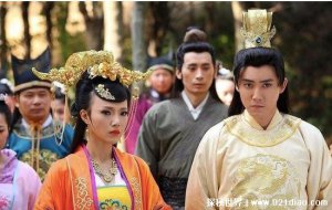 ​朱棣睡了朱允炆老婆，假的(朱棣攻破京城后就自焚了)