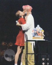 ​官宣结婚？全网震惊，他俩不是好闺蜜？