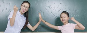 ​学小主持人有什么好处(小孩学主持人有用吗) 让孩子学习口才有什么好处？