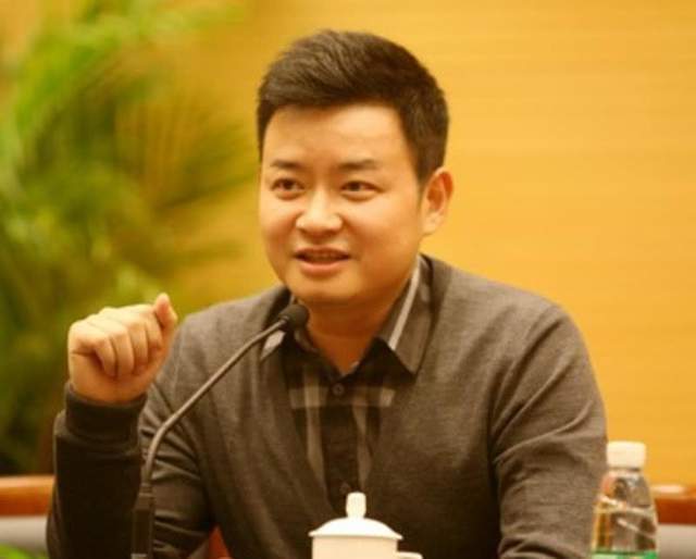 主持人是干什么的(主持人的工作内容是什么)  第20张