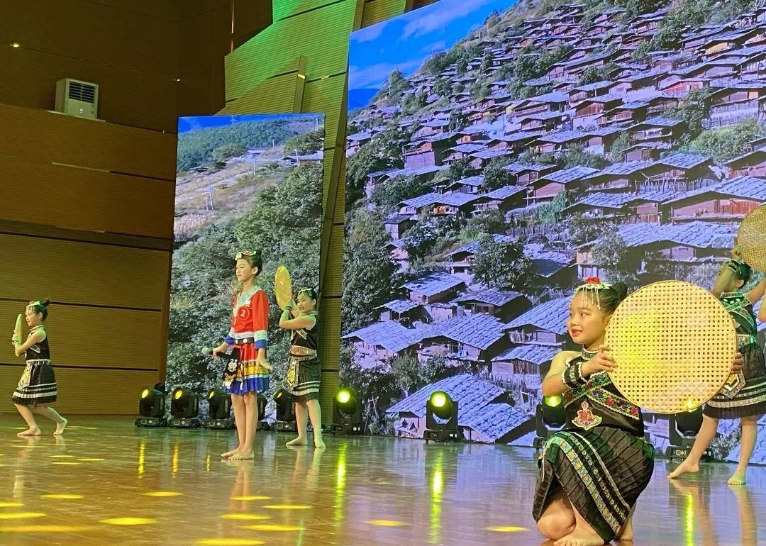 校园十大歌手唱什么好(大学校园十大歌手决赛唱什么歌好) 校园 歌手 第5张