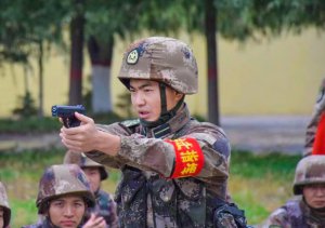 ​搬砖少年成长为侦察排长，他的故事太热血！