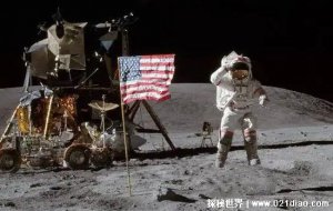 ​美国69年登月太恐怖了，美国宇航员发现不明飞行物中断登月
