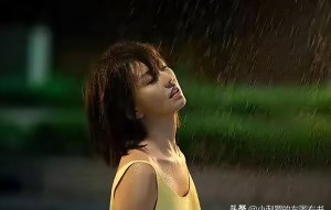 ​关于下雨的歌曲有哪些好听的(最近很火的有关下雨的歌)