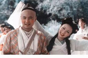 饰演猫妖的翁虹(翁虹演的猫妖跳舞片段)