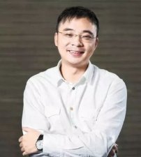 ​20岁想创业做什么好，20岁 想自己创业 不知道做什么！哎！