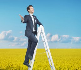 ​40岁男人学什么技术靠谱 男生学什么技术最挣钱