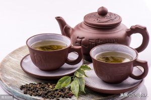 ​贾宝玉的性格特征有哪些（对贾宝玉的外貌特点概括）