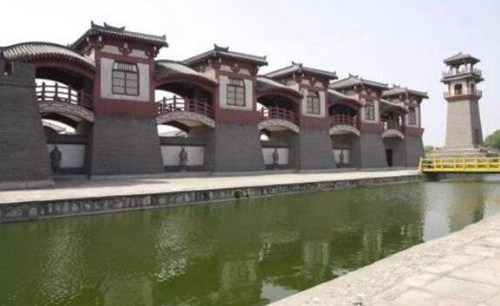 世界历史上最大的宫殿