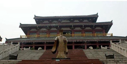 世界历史上最大的宫殿