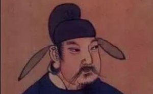 ​唐玄宗为什么不立杨贵妃为皇后，主要有几个原因