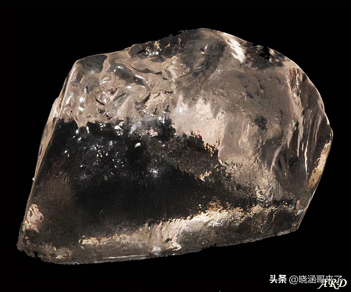 世界第一巨钻库里南，重3160.7克拉，发现于南非，后惨被切割