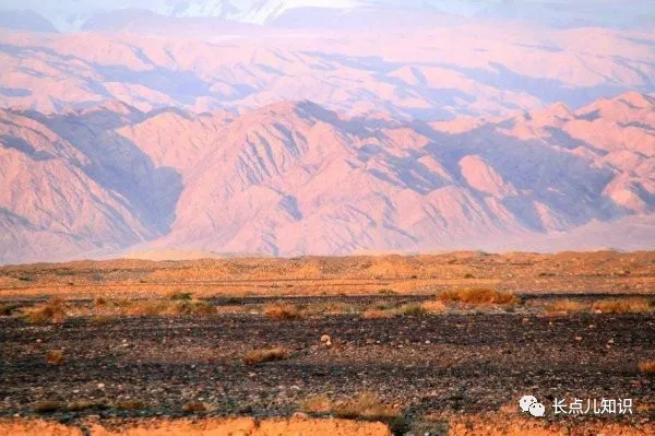 世界上最低的盆地，吐鲁番盆地低于海平面154米