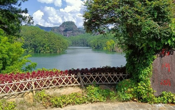 龙岩旅游景点有哪些（龙岩旅游必去十处景点）