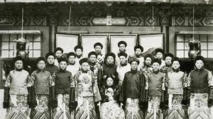 ​古代太监净身是割的什么部位（中国古时候太监怎样阉割的）