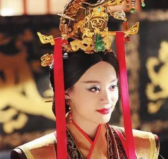 ​芈月和秦始皇的关系，芈月和秦始皇什么关系 芈月跟秦始皇什么关系