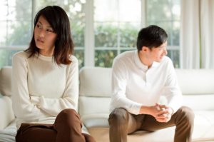 ​老婆动不动就说离婚怎么办（夫妻吵架动不动就喊离婚）
